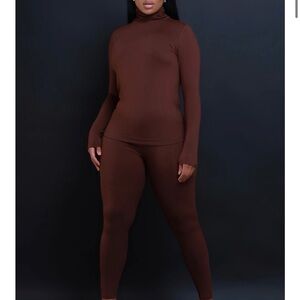 Swankaposh Brown Long Sleeve Turtleneck Leggings Set 2x
